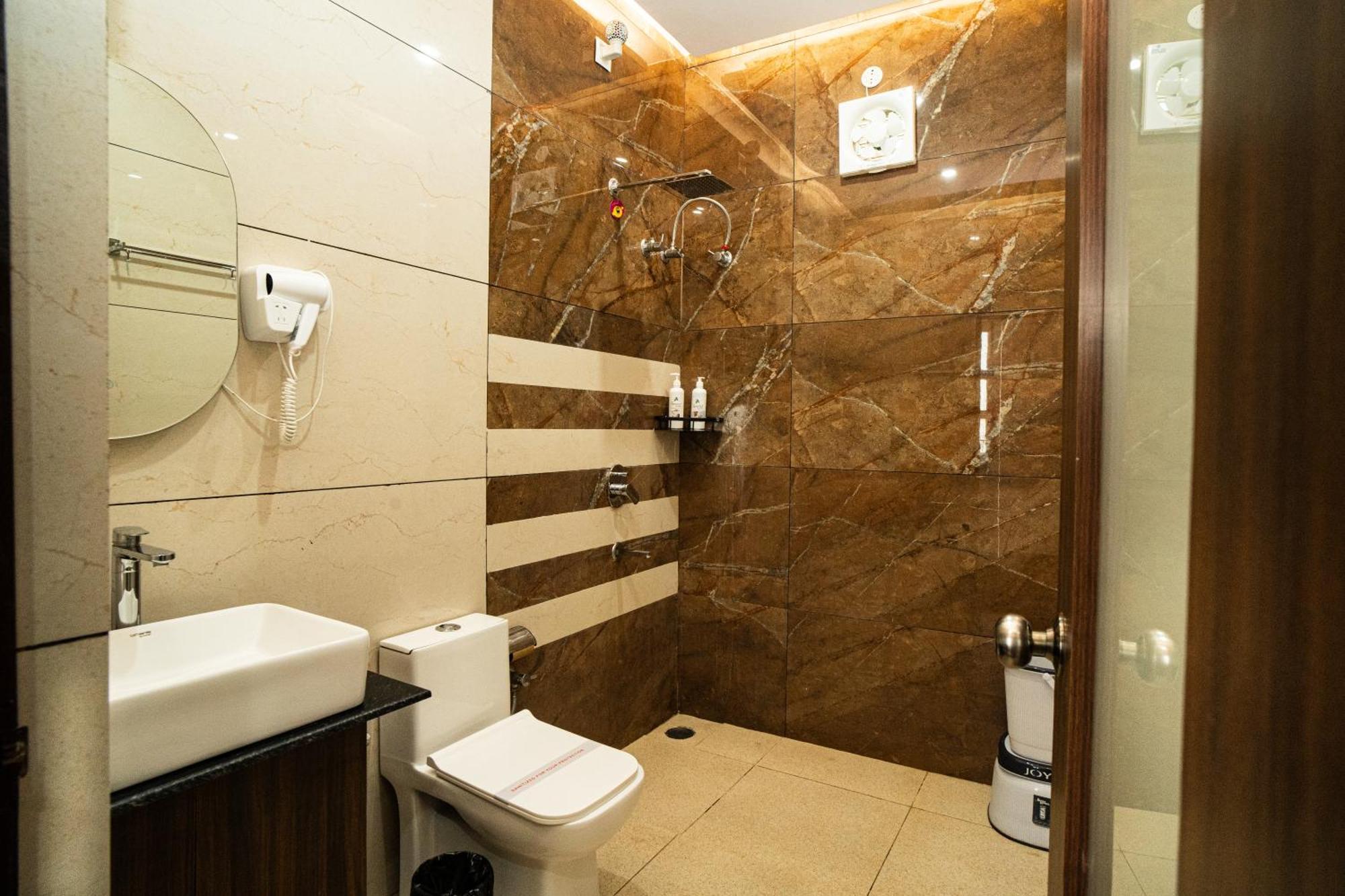 The Aravali Resort Bijni Luaran gambar